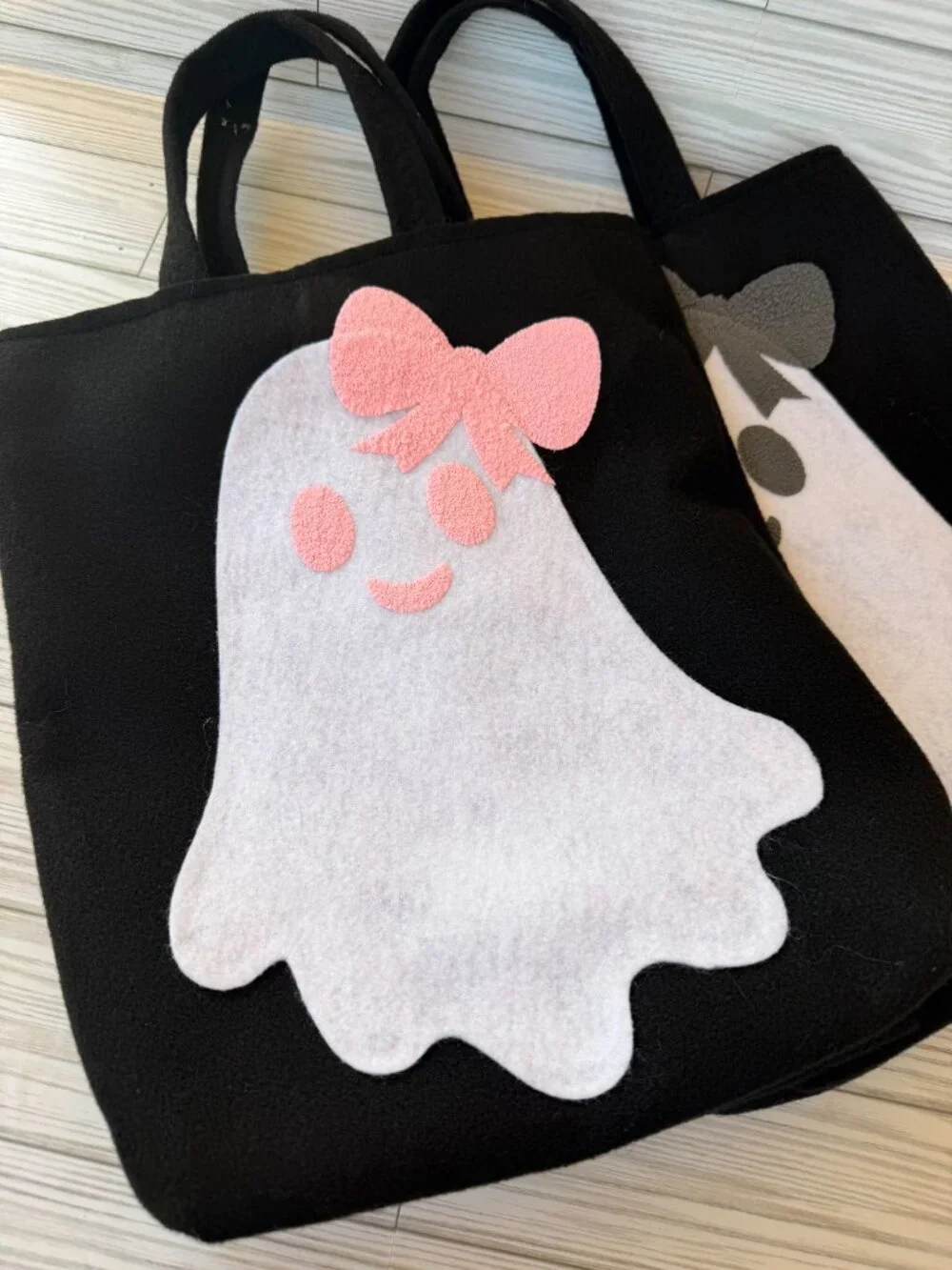 Cute Ghost Halloween Treat bag, Handmade Felt trick or treat Bag, kids Halloween